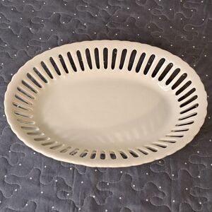 White serving bowl
